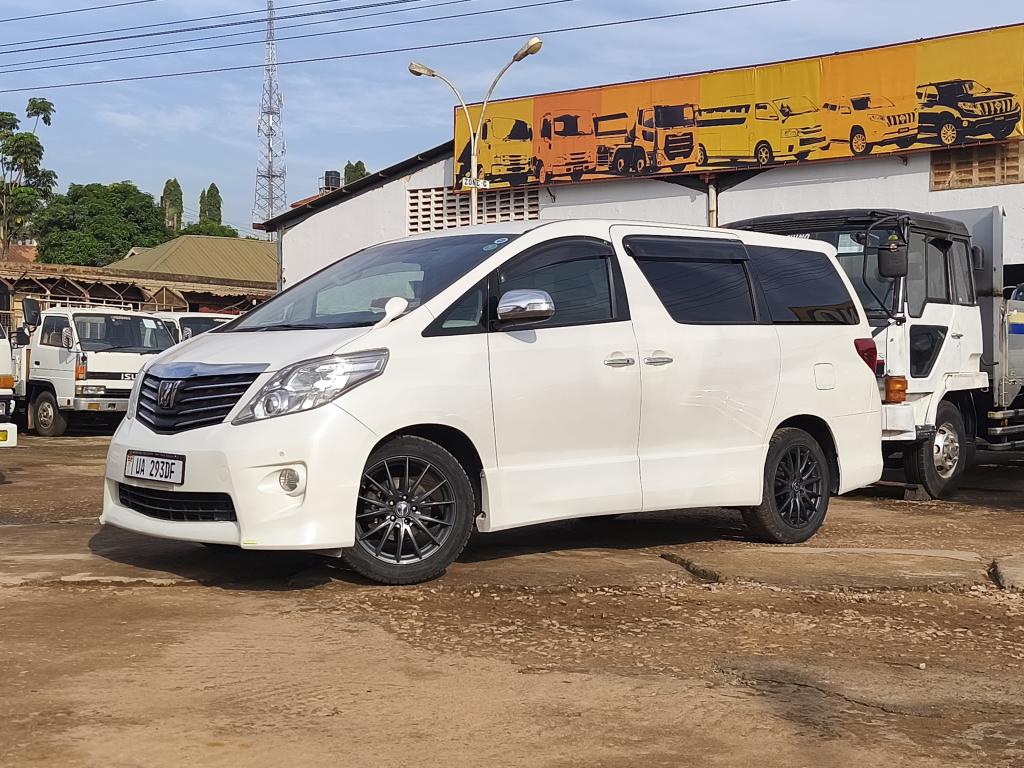 Used December 2010 Toyota ALPHARD mini van for sale 03873