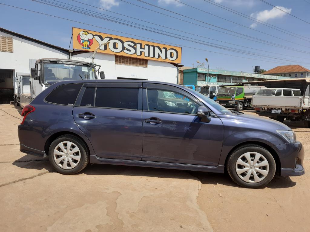 Toyota COROLLA　FIELDER