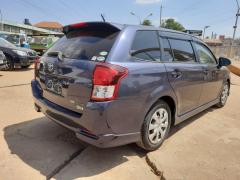 Toyota COROLLA　FIELDER