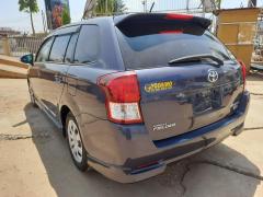 Toyota COROLLA　FIELDER