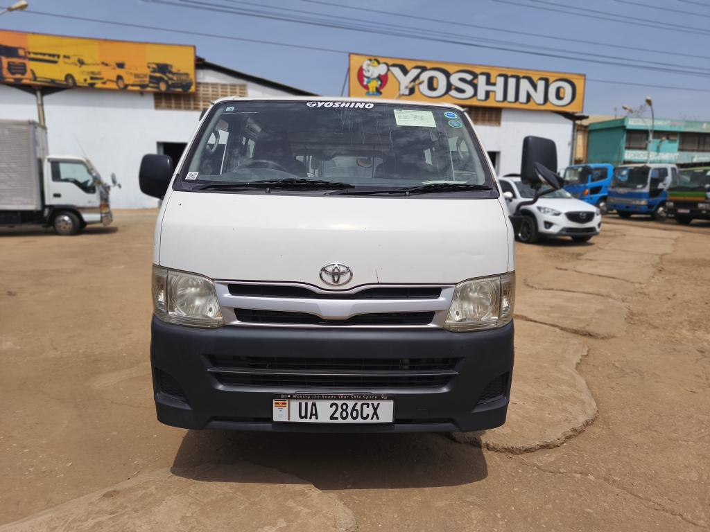 Toyota HIACE (Drone)