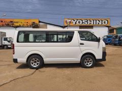 Toyota HIACE (Drone)