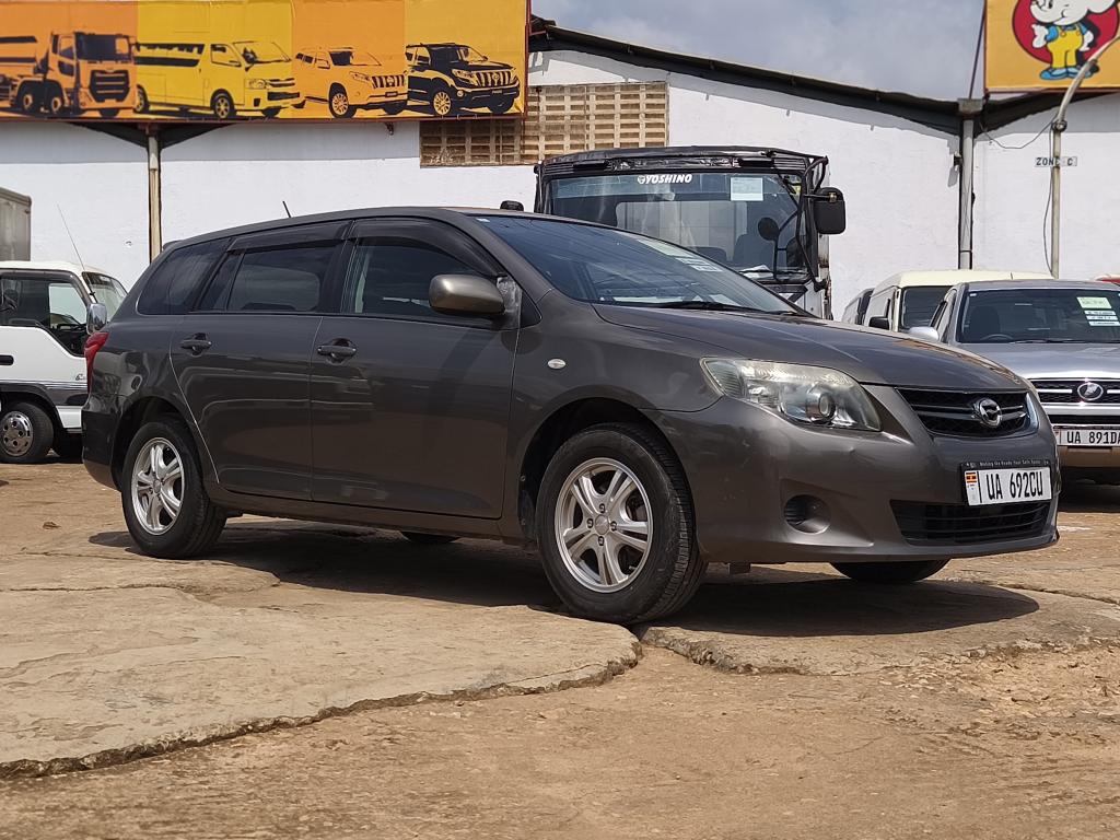 Toyota COROLLA　FIELDER