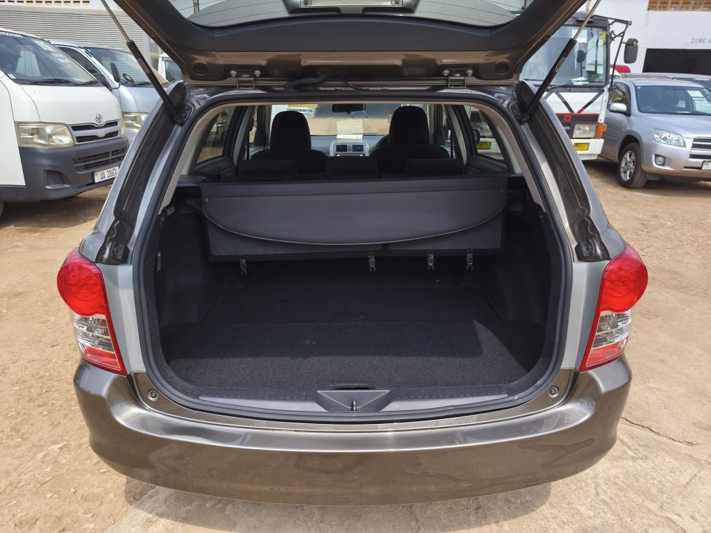 Toyota COROLLA　FIELDER