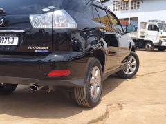 Toyota HARRIER (Kawundo)