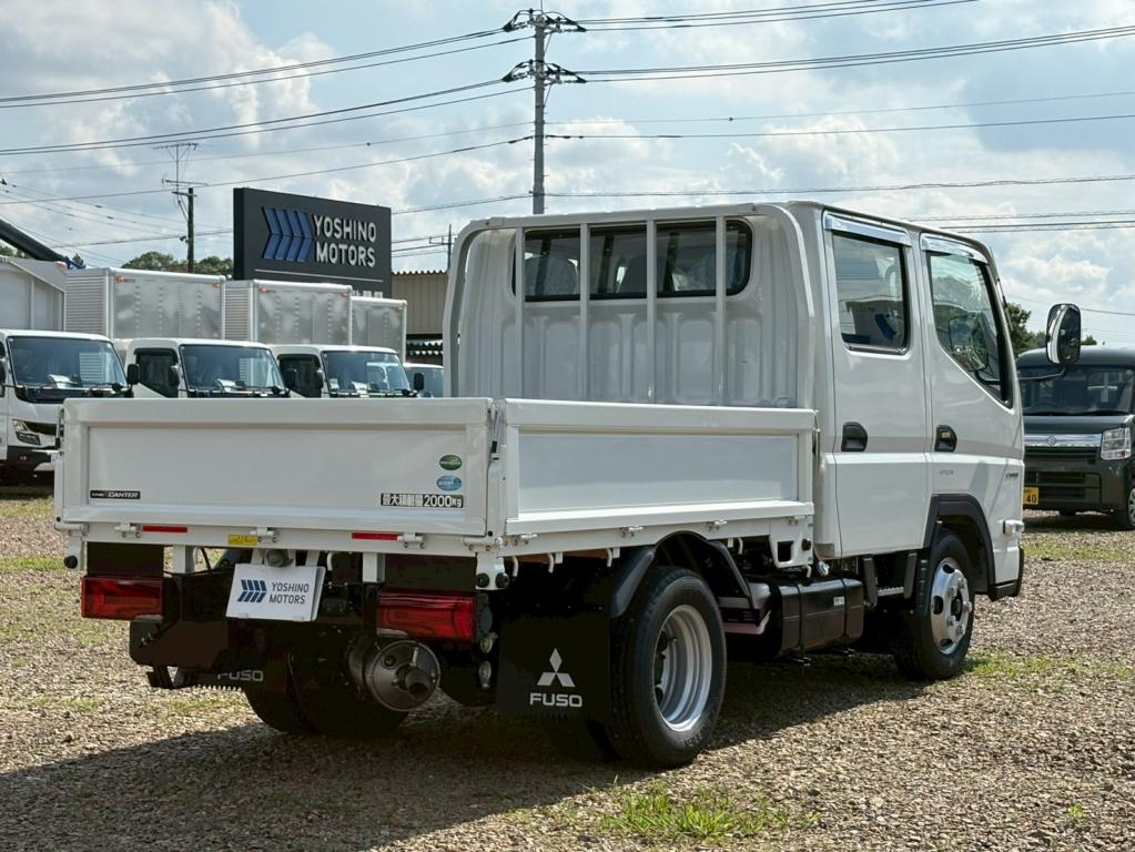 三菱ふそう キャンター H29年式 ダブルキャブ リアエアコン付き 車検満タン 三菱ふそうキャンター 小型Wキャブ - 登録済未使用車☆新型キャンター