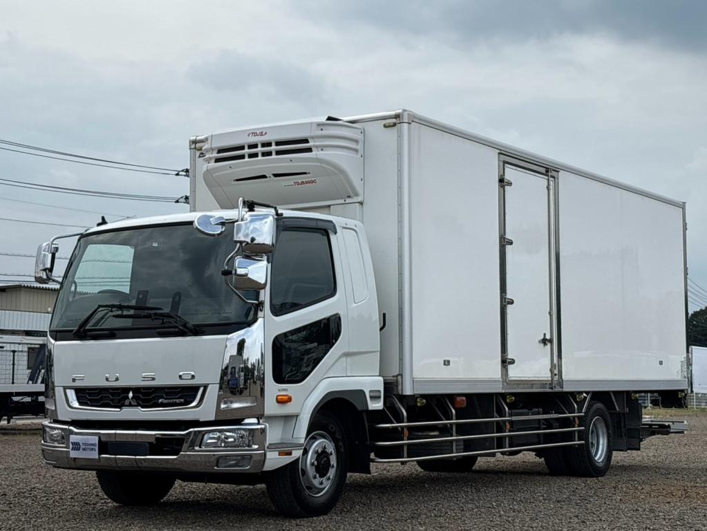 三菱 FUSO トラック 冷蔵コンテナ付き 三菱 FUSO トラック 冷蔵コンテナ付き 三菱ふそうファイター 増トン
