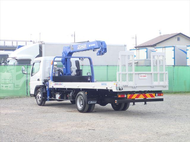 三菱ふそう 小型クレーン付セーフティー - 登録済未使用車！4段