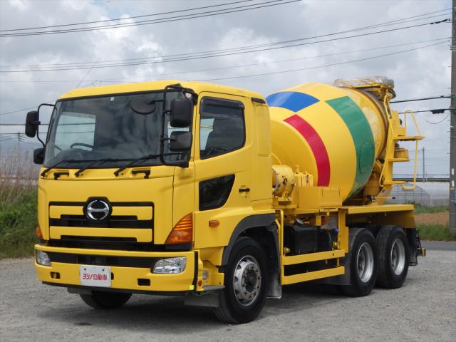 sssインターナショナル商事 セメントミキサートラック 黄色 SSSインターナショナル商事 セメントミキサートラック ミキサー黄色