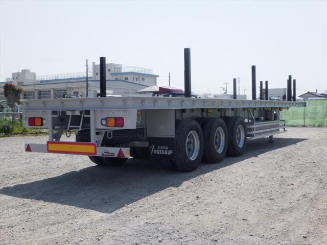 トレーラー　荷台部分 全長　33.5 ㌢ 全幅　6㌢ 油圧トレーラ｜製品情報｜株式会社トーヨートレーラー