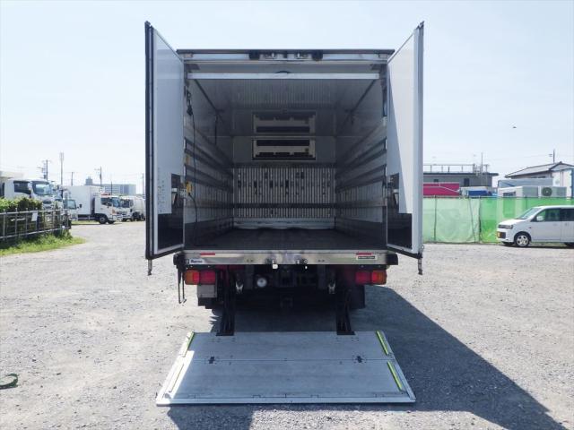 4t冷箱 物置き等にどうぞ