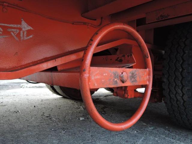 大型トレーラー - シングル引き☆8輪のセミトレーラーです！