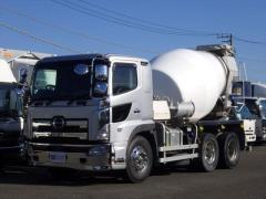 日野プロフィア ミキサー車 - 【走行距離19万キロ台！】車検たっぷり