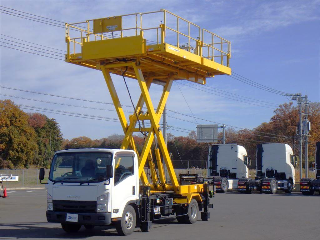 いすゞエルフ 高所作業車 - 低走行！作業床高5m☆積載荷重1,200kg
