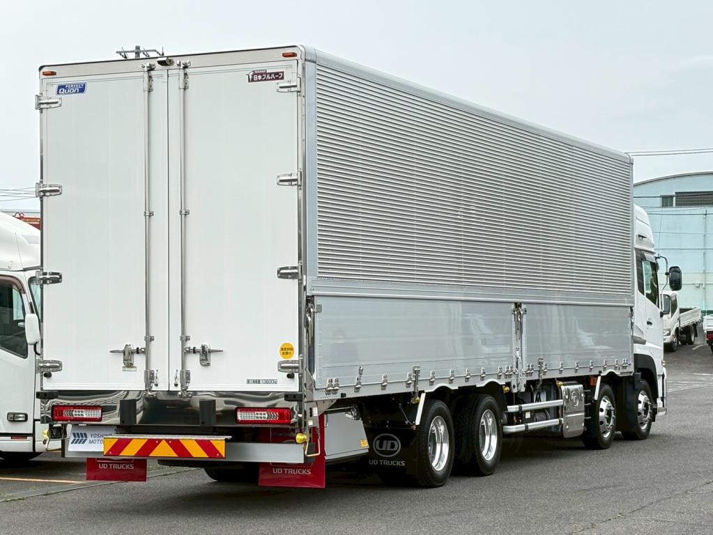 UDトラックスクオン 大型ウイング車 - 自社レンタカーで使用していた